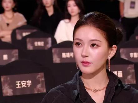 @白鹿my @赵露思