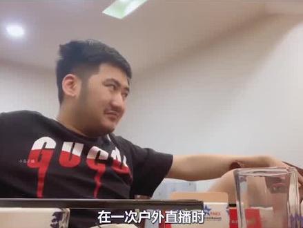 丫丫给茄子安排上全套保险,怎料下秒就给茄子“喂药”,太搞笑了 #男孩子真是可爱的生物 #爆笑 #快乐源泉