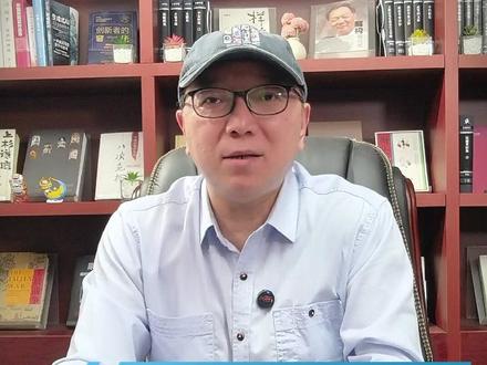 为什么这个时候 俄罗斯空袭乌克兰? 普京上周说战争即将结束,今天就大规模空袭乌克兰。俄罗斯扛不住了吗?还是传递了更严厉的信号?
#俄乌战争最新战况 #无人机 #欧洲 #硬核深度计划 #媒体精选计划
