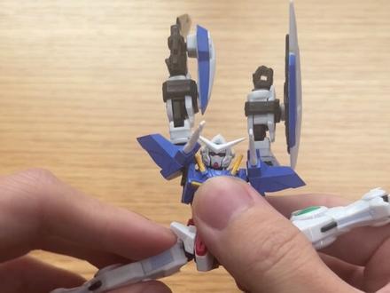 放心吧,我没用手拽。#高达模型 #胶佬 #扭蛋 #日本 #东京