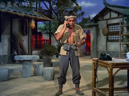 酱板鸭主线之军备竞赛,酱板鸭宇宙主线开启喽,修改了结局 #酱板鸭 #反转 #雪山救狐狸 #搞笑 #AI短剧