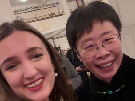 偶遇蒙曼老师!欢迎蒙曼老师去俄罗斯做客~ #热点 #蒙曼 #两会 #女神 #全球创作者计划