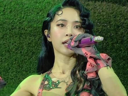 “脑公,花花比较可爱还是我比较可爱?” 在你心里,谁是可爱啊??
蔡依林-脑公(成都 Day2)
#蔡依林 #蔡依林演唱会 #蔡依林成都演唱会 #蔡依林Pleasure #可爱