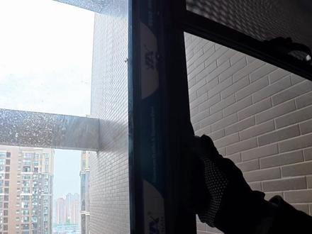 窗户锁更换 拆卸安装教程 女孩子学起来~拍摄的时候反光整体画面有点暗 将就看了~
#窗户锁安装 #维修女工 #女电工 #大有工具 #大有5208