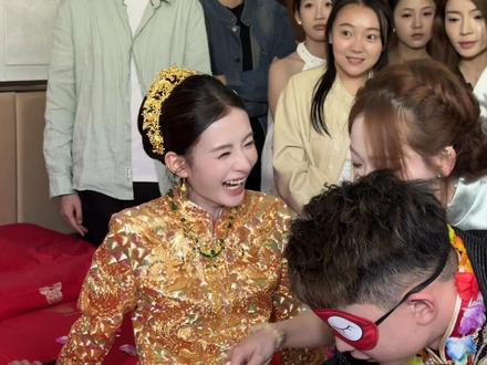 英俊暴和狗宁的接亲花絮来咯!#狗宁 #英俊暴 #结婚 #长治婚纱礼服 #长治化妆师乔恩