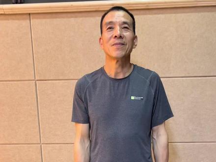 大家好!你家地下室除湿机还在提个桶倒水吗?这样的话太费劲了,今天我分享一个即实用有实惠的好办法,只要买一只空调排水泵,把除湿机直接排水口水管,接到排水泵上面的口,用胶带固定,出水口水管接室外,把除湿机湿度调节到50一55度,插上电源,水满了会自动抽出去没水了会停机,以后你家的除湿机都不用去管他了,希望能帮助到大家。