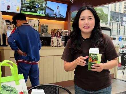 速报‼️古茗爆品轻体*果蔬瓶回归啦!8种新鲜果蔬现榨,简直就是在喝液体沙拉#古茗轻体果蔬瓶#古茗现榨果蔬系列#古茗新品#古茗