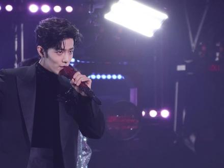 #2026东方卫视跨年 #肖战《现在不跳舞要干嘛》现场直拍#舞台魅力