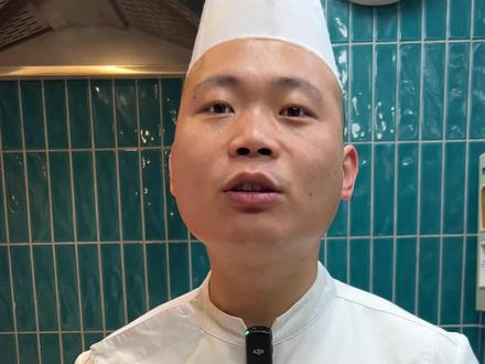 很多人都说来杭州看亚运会要带泡面。如果非要带泡面就去有老鸭煲的店去泡。但记住泡面一定选国产的 #老鸭煲 #杭州亚运会 #美食荒漠