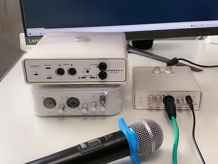 艾肯声卡4系列 和2系列就是接口的细微区别 音质都是一样的#网红声卡直播设备 #抖音好物年货节