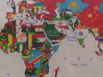 哥哥弟弟一起画地图,大家说说,画的怎么样?#画画#世界#地图#爱国