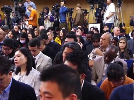 美记者团访华3天集体破防直言,被本国媒体骗了几十年。