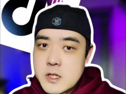 运动智能手表如何用,AI 抖音 APP 告诉你 #AI抖音APP #数码科技 #智能手表