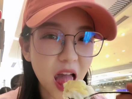 帮我算算满记甜品自助我吃回本了吗?#自助餐 #甜品治愈一切 #唯有美食可以治愈一切 #好吃不贵自助餐推荐 #艾特你的饭搭子请你吃