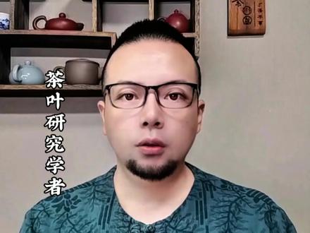 网友吵疯了!李亚鹏和董宇辉的茶叶,谁的好!?为啥骂声一片!?#李亚鹏#董宇辉#茶叶