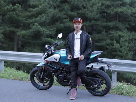 操控还得玩街车,春风450NK山路试驾 #机车 #春风450nk #街车
