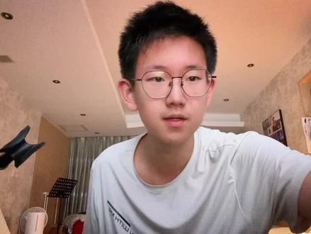 《玻璃》已全网上线…我得在这个时代 表达一点自己的态度🙏 #张博闻