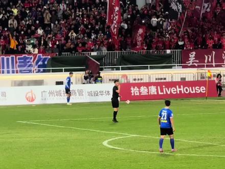 请欣赏原声绝杀时刻,此视频可以看出来,吴川青年夺冠不只是粤西人民、球队的目标,是更多人物的目标!#吴川青年#艺品高#广东省超级联赛