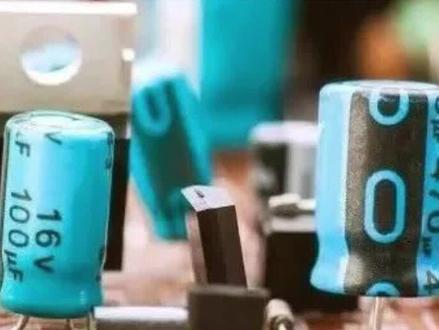 分享10道工程师面试题@凡亿教育fanyedu @DOU+小助手 #硬件设计 #电路设计 #凡亿教育 #教育培训 #电子电工