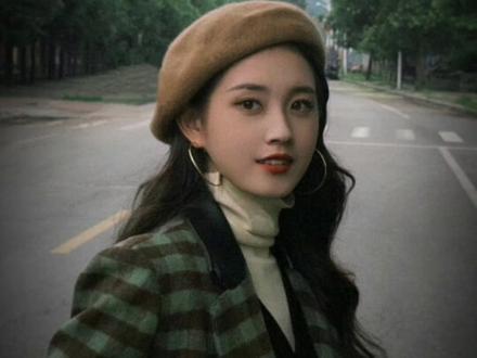 #郭宇欣东北爱情往事之闪婚玫瑰 第一次在屏幕里看见你的时候,根本不会想到我会爱你这么久。永远爱你😘@郭宇欣