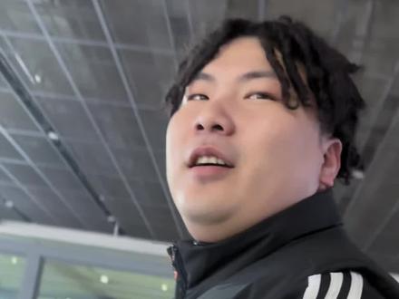 震撼首发!@华云龙KLE :潮霸的意思是鲅鱼迎着潮汐上岸,形容一个人品质很优秀。龙龙就这么有学问!#华云龙 #潮霸是什么意思 #山东王 #拒绝废话#科普#冷知识#省流