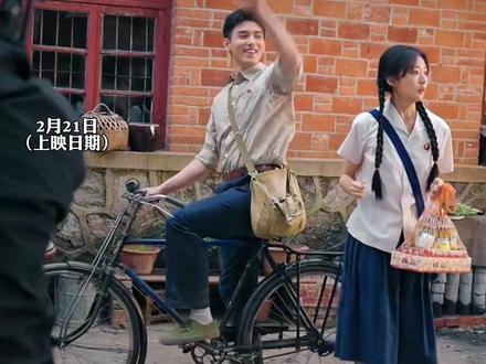 《纯真年代的爱情》央视今天开播,取景襄阳一桥、古城墙、卫东厂、鱼梁洲等地。找找看,剧中你能认出哪几处?(采编:汪优游 审核:丁波)