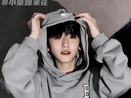 被#左奇函 撩到就像呼吸一样简单…#TF家族四代#帅哥#苏感#养成系