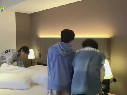 仅分享完整切片,不像其他人扯东扯西#TF四代 #TF家族 #千纸鹤