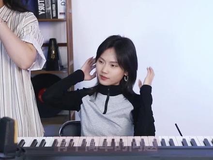 声音的颗粒感应该怎么做出来呢?#答案 #唱歌技巧 #声乐教学