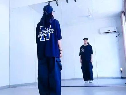 新舞《半生风雨半身伤》#曳步舞 #背面口令分解 #原创@好梦 @影@子 @淑芳