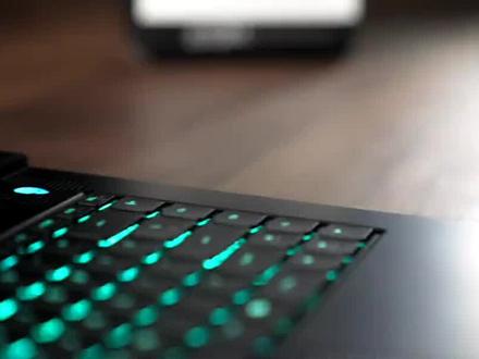 重庆蓝骄科技,Dell授权代理商。价格优惠,欢迎提货:一台也批发