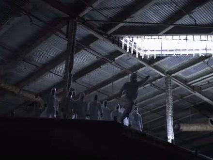 终幕伪装Linkin Park - Final Masquerade,收录于乐队的第六张专辑The Hunting Party。
字幕制作:雪兔猫
翻译:雪兔猫
#林肯公园
#孤独的灵魂