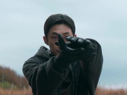 《超能路人甲》第四集,胆小少女勇上战场,壮汉觉醒逆天怪力#抖音精选 #电影拉片 #电影精讲 #超能路人甲