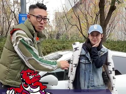 美娜至今未嫁,原因我找到了!@美娜呀美La#行走的高达