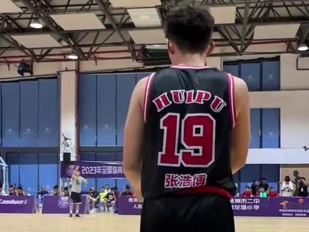 #比赛日记#炸裂的比赛现场#回浦男篮#传统校#回浦VS渌口五中