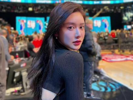 最美詹密美娜的奔现之旅! #美娜 #詹姆斯 #dou来nba #NBA全明星