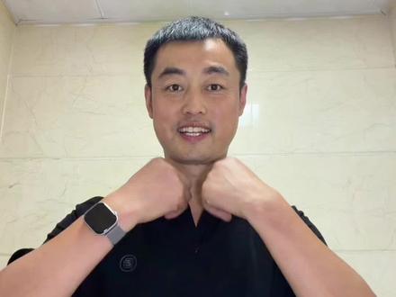爷爷你在想什么呀……原创@豆汁 #豆汁摇5 #手势舞教程 #手势舞 #反差萌
