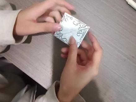 维多利亚手写信#维多利亚情书
明知不可为而为之是我给你最大的诚意