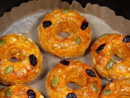 #如果你有空气炸锅 好看又好吃的红薯燕麦甜甜圈一定要试试,简单好做又好吃,大人小孩都喜欢#空气炸锅美食 #甜甜圈 #红薯的创意吃法