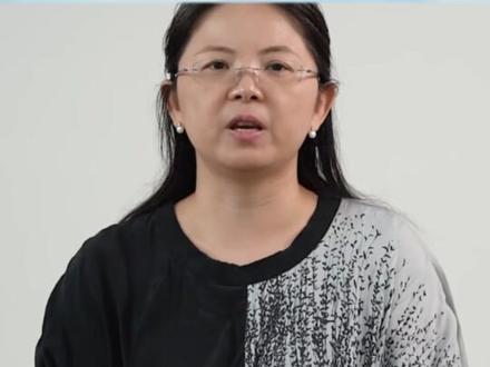 #嘲讽50岁顾客女主播被起诉,这回,我支持商家。#尘记旗袍公开道歉