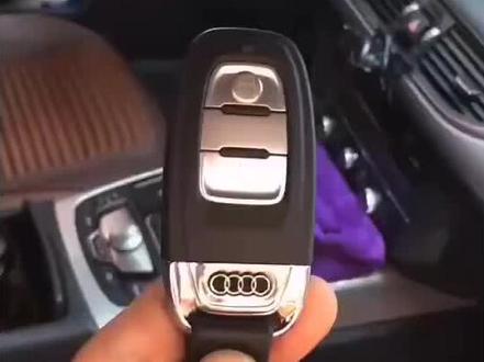 奥迪老款A6L(C7)无钥匙进入系统上车,原车钥匙:离开自动锁门 升窗靠近自动解锁,免埋钥匙 免破线
