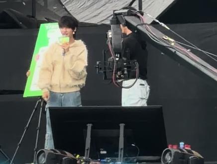 夫妻档铃声录制⏺️
#张子墨 #张子墨音乐节 #微博大眼音乐节
