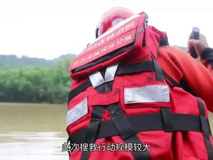 岳阳一女子到湖边打藜蒿失联,搜救志愿者称最多时有近百人帮忙寻找#岳阳 #失联