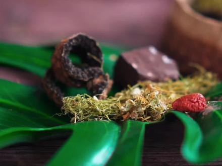 烟盒的秘密——嚼芦子 #原生德宏 #少数民族 #旅行