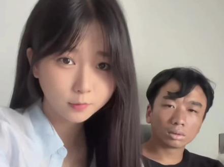 两人没去医院,男的惨不忍睹,两人有一个人去医院了,男的就气色红润,男人呀苦呀#黎狸噢🦊 #黎狸和虚虚宝宝 #夫妻日常