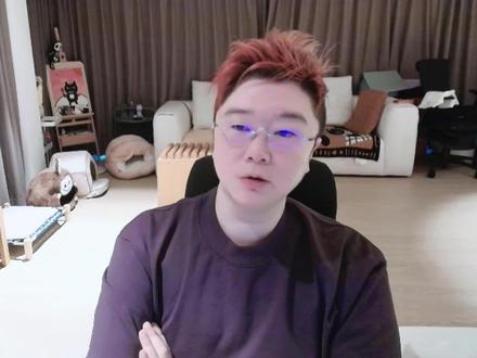 武将杯即将和苏超结合,升级为苏州超级武将杯 预估6月中旬开始,2000人大场馆,还有门票免费送@爽全 #爽全 #天霸大家庭 #三角洲行动 #武将杯 #苏州超级武将杯