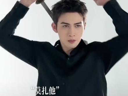 挑战画一百个明星 第九十三天 KO和美人师兄竟然在十年后合体!!!我的天,必须安排一张啊!#丙烯马克笔画 #创作者中心 #创作灵感 #张彬彬 #郑业成