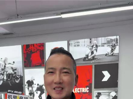 小牛新品值得期待的地方有很多车架也会有加强 仪表触屏可以手动关闭,下雨天不用担心,座椅加热功能马上也要有了,电机听说空转有嗡嗡声音#小牛2026新品发布#长沙小牛电动#高端智能就选小牛#小牛NXT二代