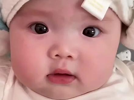 圆溜溜的脑袋呀 4.23播播#曾婉之宝宝 #一颗肉丸子 @一颗肉丸子 @丸子的男管家 @我的名字叫婉婉