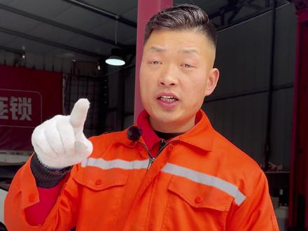雨刷刮不干净有异响?看完这个教程视频,保证你能够自己换雨刷。#汽车好物 #汽车知识#每天一个用车知识 #汽车保养与维修